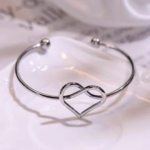 ‼️LAST ONE‼️ NWT 💙♥️💜 STAINLESS STEEL WIRE HEART OPEN CUFF BRACELET Unisex OS